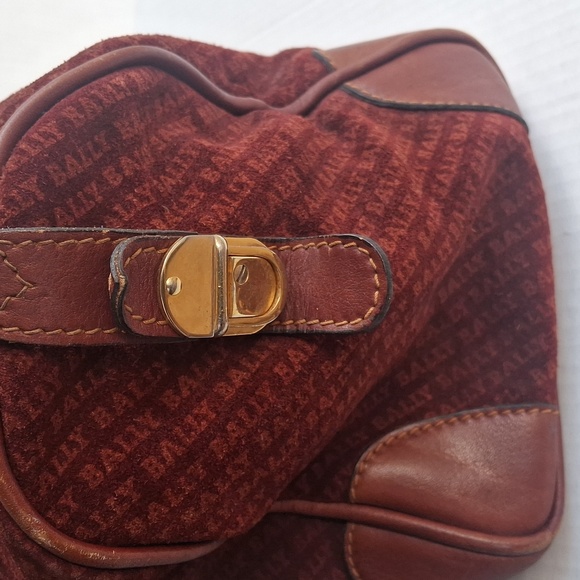 Bally Elegant Burgundy Leather Bag - Picture 6 of 13